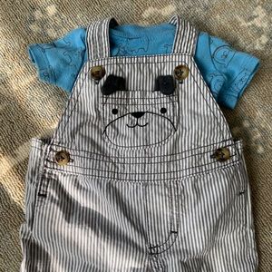 Carter’s overalls sized newborn